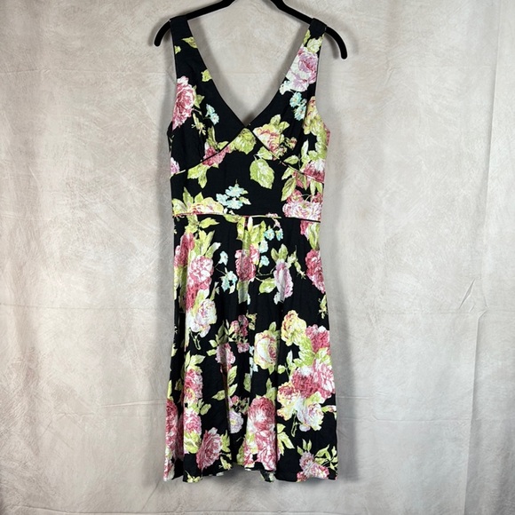 Mica Floral Dress Y2K Sz 8 Babydoll 100% Linen Fit &Flare Romantic Asian Print - Picture 1 of 15